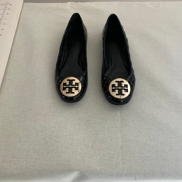 Tory Burch Quinn Balet Patent Calf Flat Shoes - Picture 3 of 5